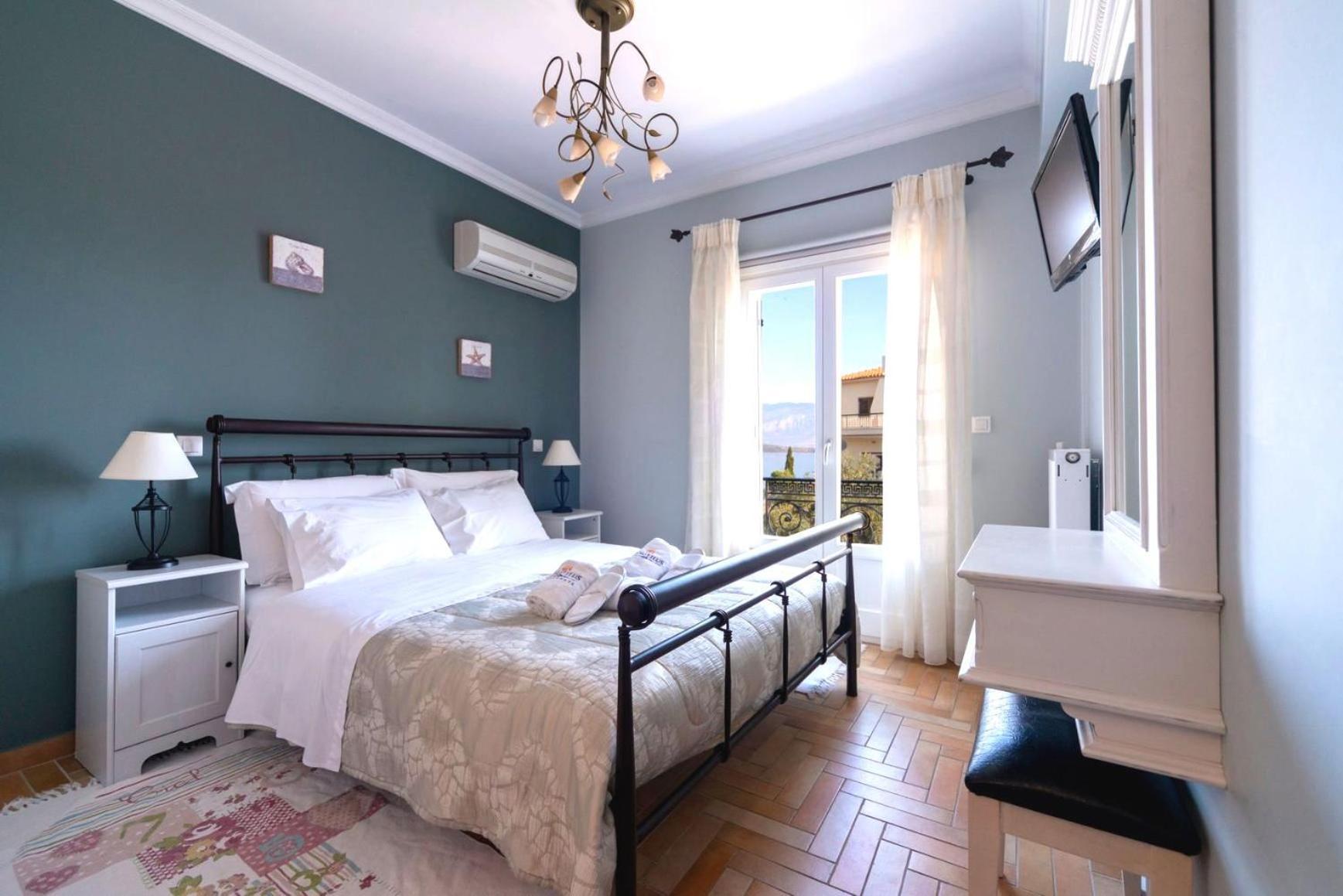 Nautilus Luxury Suites Galaxídhion Zewnętrze zdjęcie