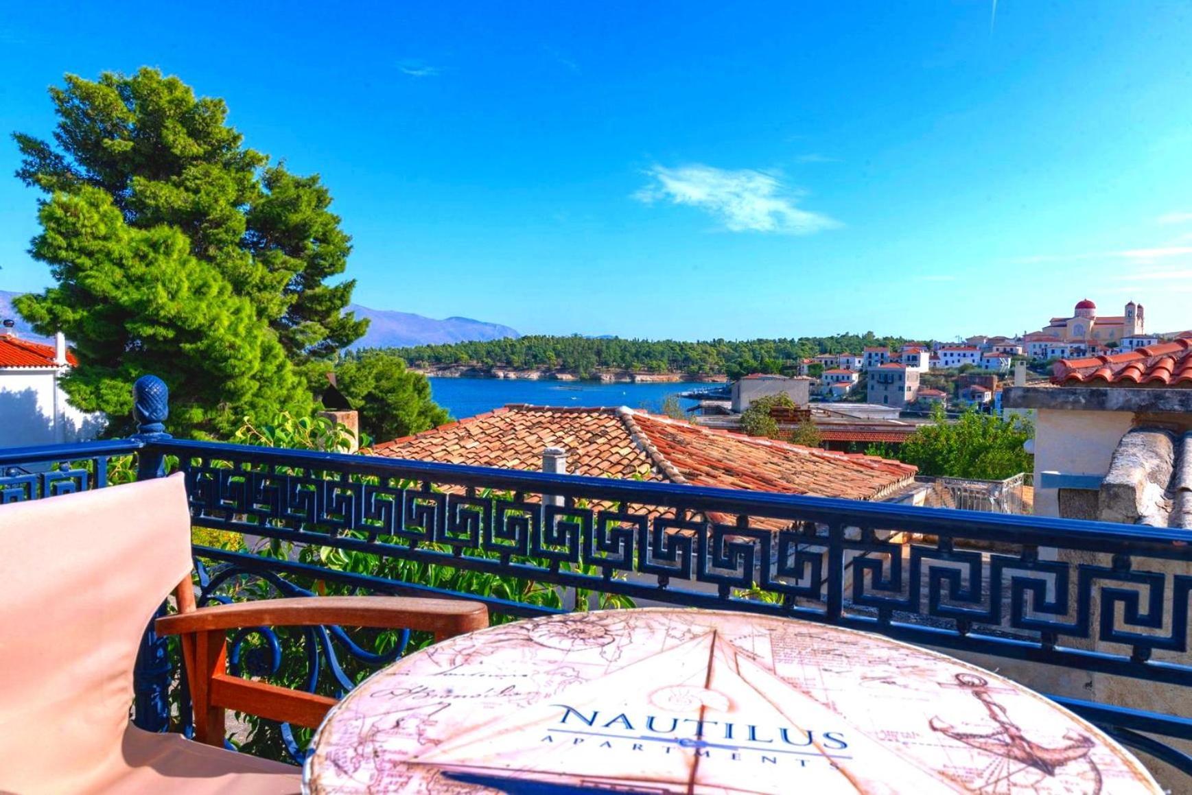 Nautilus Luxury Suites Galaxídhion Zewnętrze zdjęcie